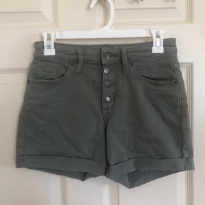 Khaki shorts